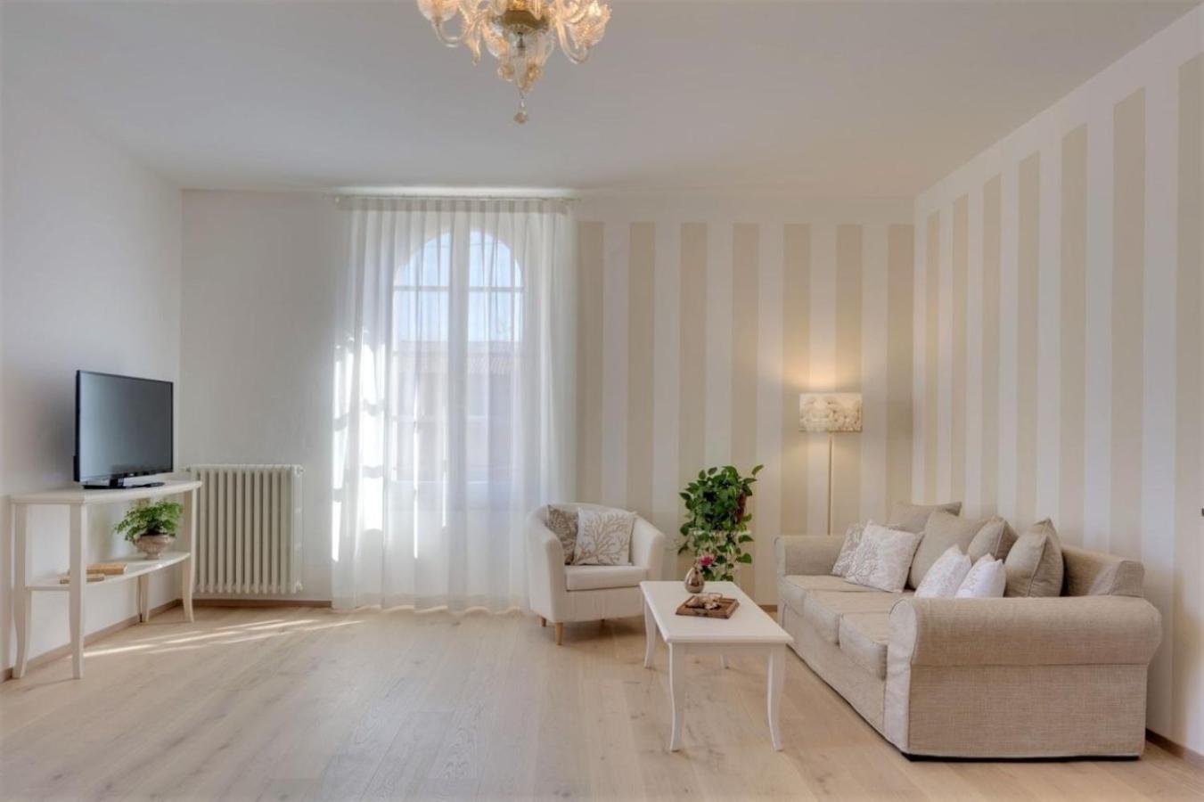 Rambaldi Apartments In Casa Nr 6 With Shared Terrace Bardolino Exterior photo